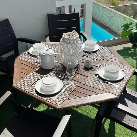 West Bay House 4*