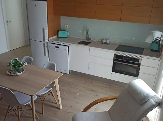 Gasthuis West Bay House 4*