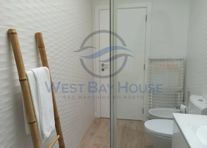 Gasthuis West Bay House