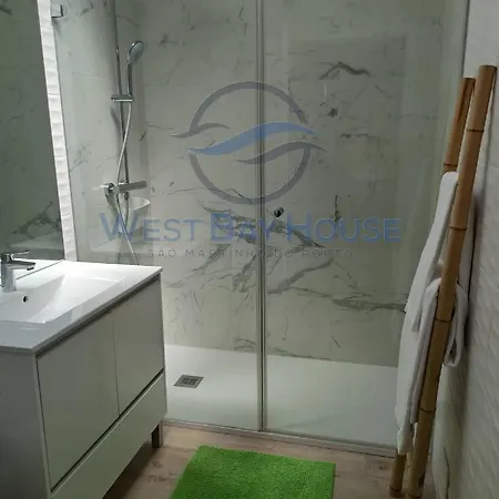 West Bay House 4*